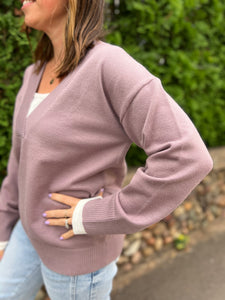 V Neck Sweater With Contrast