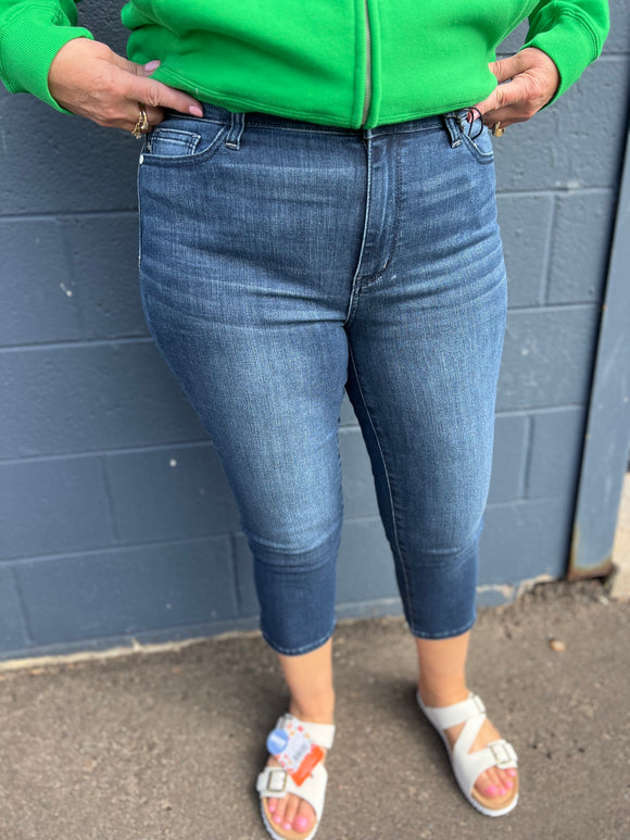 Judy Blue Capri With Side Slit